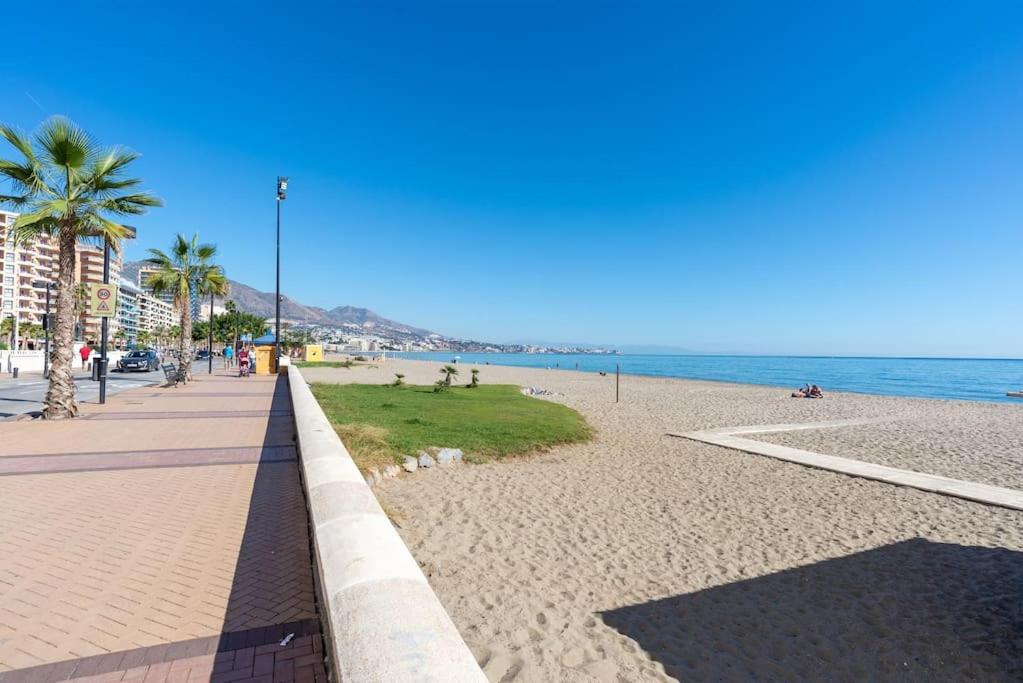 Fuengirola The Boat Exterior foto
