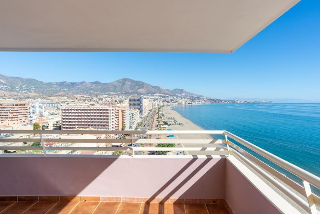 Fuengirola The Boat Exterior foto